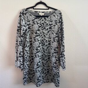 LOFT Black and White Floral Dress